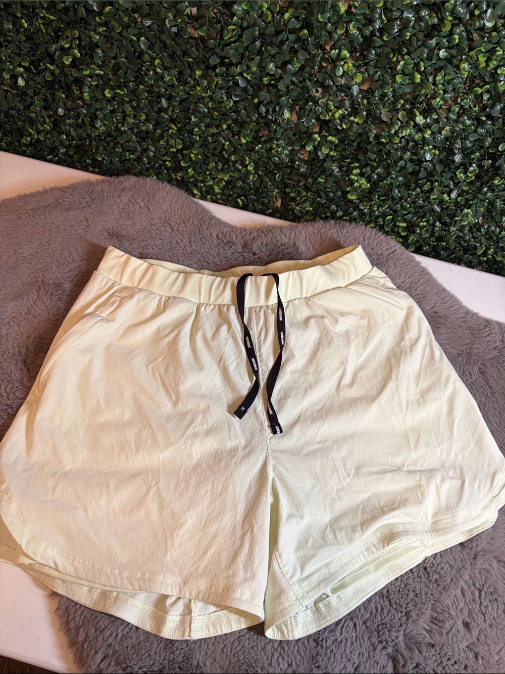 Gymshark Light Green Athletic Shorts with Black Drawstring Sizs Medium